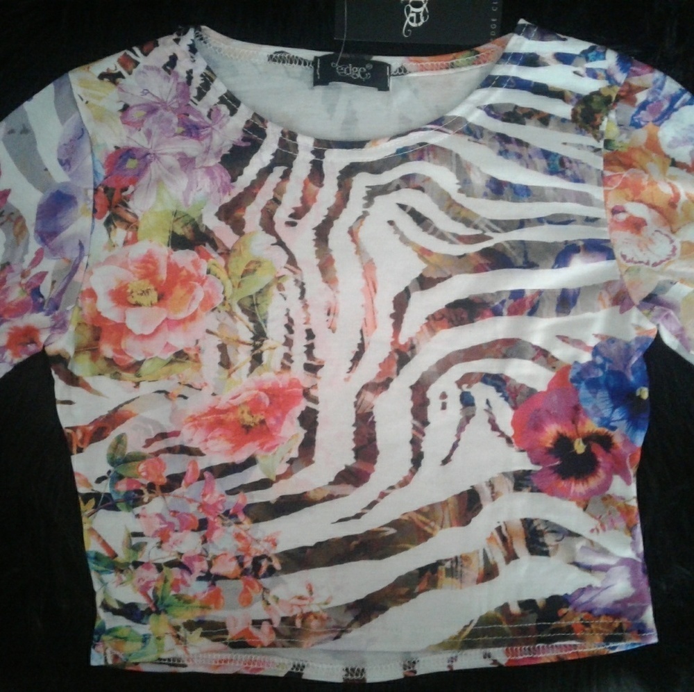 Edge Zebra Printed Short Sleeve Crop Top Shirt